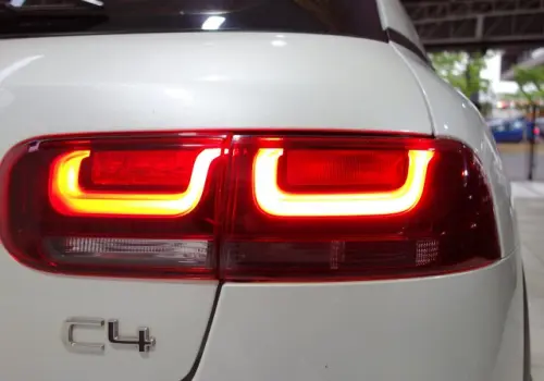 C4 CACTUS - 1.6 THP SHINE PACK EAT6