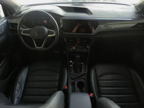 TAOS 1.4 250 TSI Highline