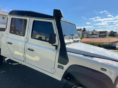 DEFENDER 2.5 SW HCPU 130 4X4 TURBO DIESEL 4P MANUAL