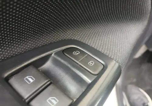 GOL - 1.0 12V MPI TOTAL 4P MANUAL