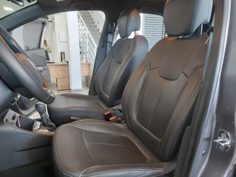 CAPTUR 1.6 16V SCE Bose