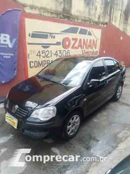 Volkswagen POLO SEDAN 1.6 MI 8V 4 portas