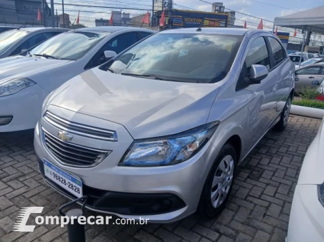 CHEVROLET ONIX - 1.4 MPFI LT 8V 4P MANUAL 4 portas