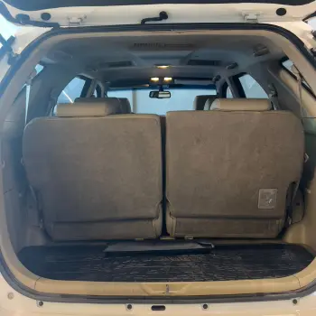 Hilux SW4 SRV D4-D 4x4 3.0 TDI Dies. Aut