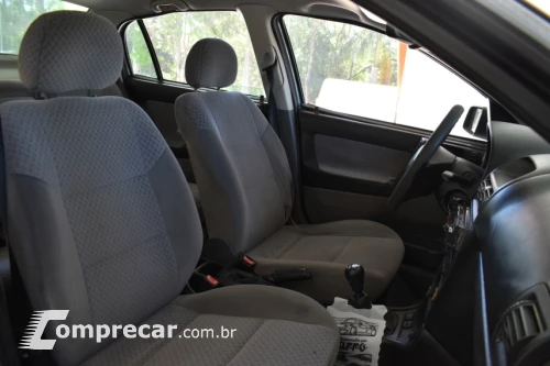 ASTRA 2.0 MPFI CD Sedan 8V