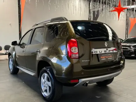 DUSTER - 2.0 DYNAMIQUE 4X2 16V 4P AUTOMÁTICO