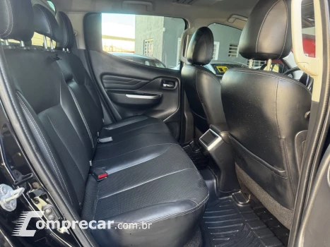 L 200 Triton 2.4 16V SPORT HPE 4X4 CABINE DUPLA TURBO DIESEL