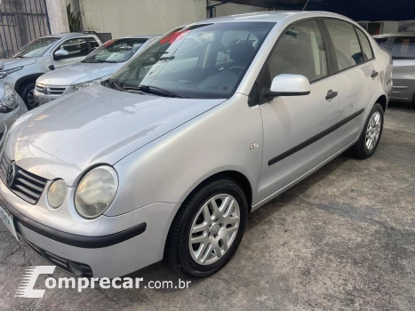 Volkswagen POLO 1.0 MI Classic Sedan 16V 4 portas