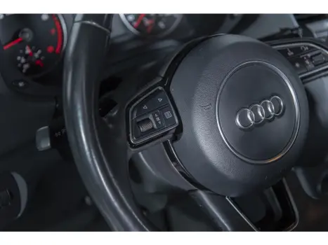 Q3 1.4 TFSI AMBIENTE GASOLINA 4P S TRONIC