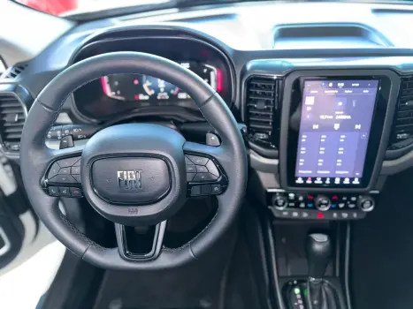 TORO 2.0 16V Turbo Volcano 4WD AT9