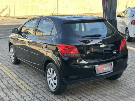 ONIX - 1.4 MPFI LT 8V 4P MANUAL