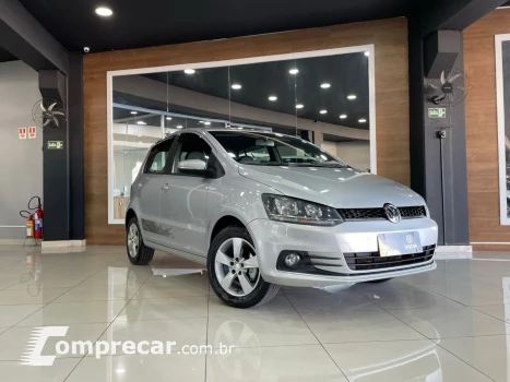Volkswagen FOX 1.6 MI ROCK IN RIO 8V FLEX 4P MANUAL 4 portas
