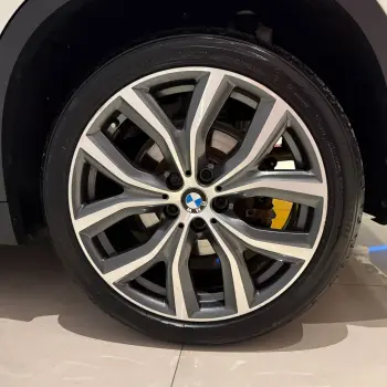 X1 2.0 16V Sdrive18i TOP