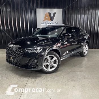 Audi Q3 2.0 40 TFSI Sportback Performance Black Quattro 4 portas