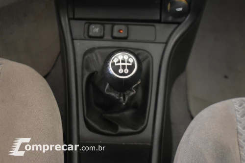 ASTRA 2.0 MPFI CD Sedan 8V