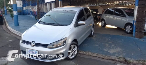 Volkswagen FOX 1.6 MSI Highline 16V 4 portas