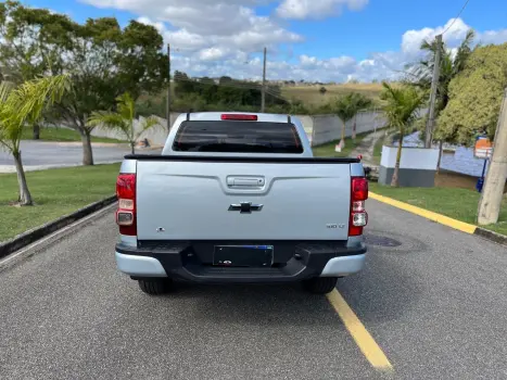 S10 2.4 MPFI LT 4X2 CD 8V FLEX 4P MANUAL