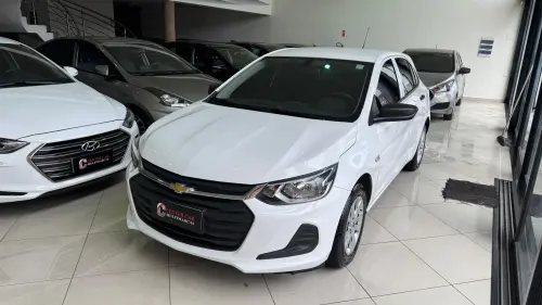 CHEVROLET ONIX 1.0 Turbo 4 portas
