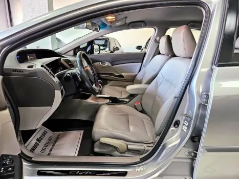 CIVIC LXR 2.0 16V FLEX AUT.