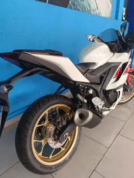 YZF R3 EDICAO ESPECIAL ANIVERSARIO 60 ANOS WGP