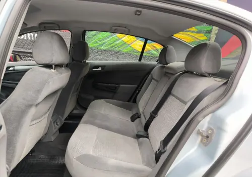 VECTRA 2.0 MPFI Elegance 8V 140cv