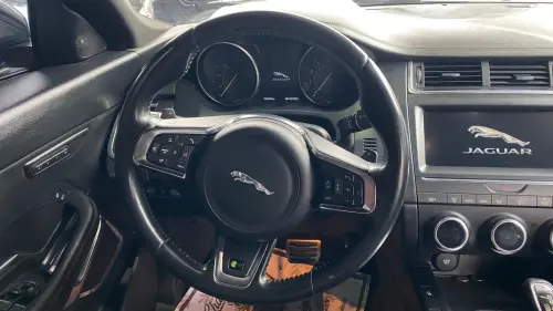 JAGUAR E-PACE 2.0 16V P300 R-DYNAMIC SE AWD