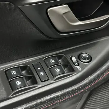 Strada Ultra 1.0 Flex Turbo CD Aut.