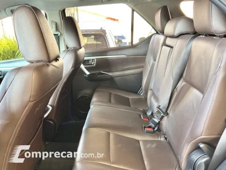 HILUX SW4 2.7 SRV 7 LUGARES 4X2 16V FLEX 4P AUTOMÁTICO