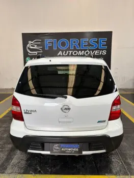 NISSAN LIVINA 1.8 SL X-GEAR 16V