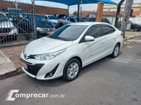 Toyota YARIS 1.5 16V Sedan XL 4 portas