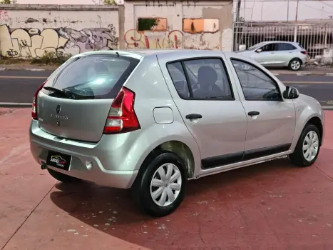 SANDERO Expression Hi-Flex 1.0 16V 5p