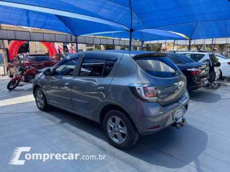 SANDERO - 1.0 12V SCE EXPRESSION 4P MANUAL