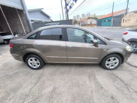 LINEA 1.9/ HLX 1.9/1.8 Flex  Dualogic 4p