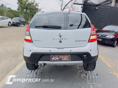 SANDERO 1.6 16V SCE Stepway