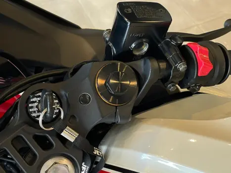 YZF R-3 WORLD GP 60TH ANINIVERSARY ED.