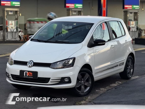Volkswagen Fox Connect 1.6 Flex 8V 5p 4 portas