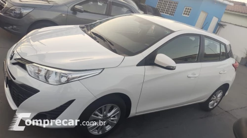 Toyota YARIS 1.3 16V XL 4 portas