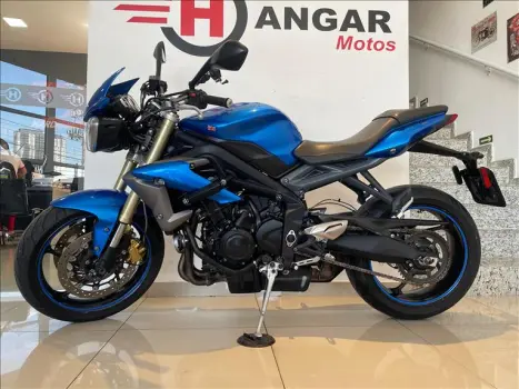 STREET TRIPLE 675