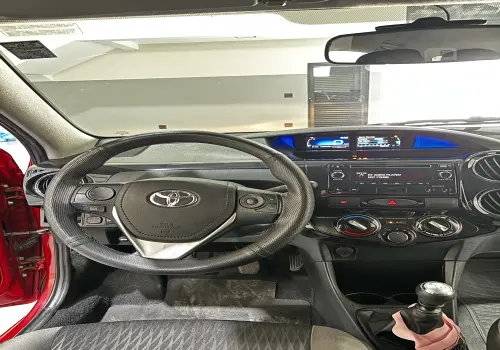 ETIOS 1.5 XS Sedan 16V