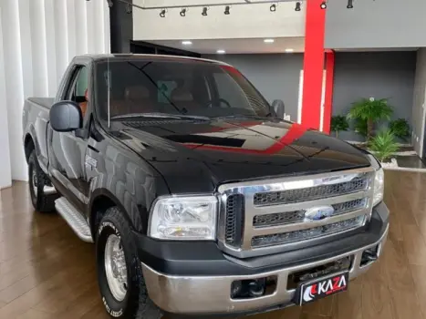 FORD F-250 - 4.2 XLT 4X2 CS TURBO INTERCOOLER 2P MANUAL 2 portas