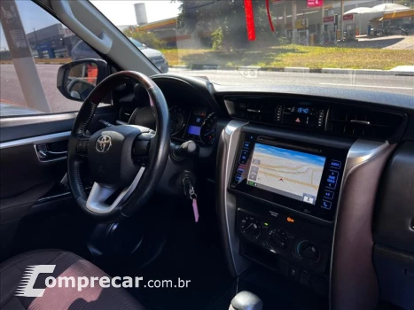 HILUX SW4 2.7 SR 4X2 16V