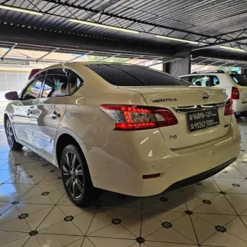 NISSAN SENTRA 20SL CVT