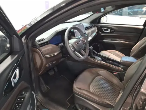 COMMANDER 1.3 T270 Turbo Overland