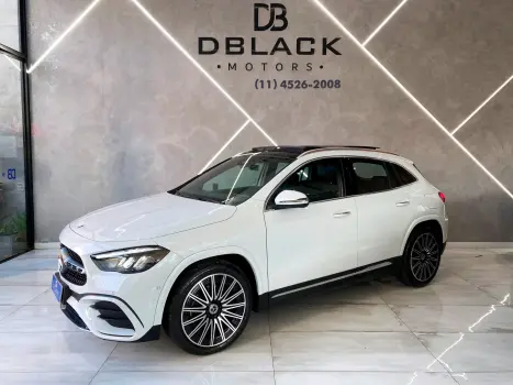 Mercedes-Benz GLA AMG LINE 4 portas