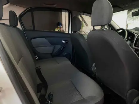 LOGAN 1.6 16V SCE FLEX EXPRESSION 4P EASY-R