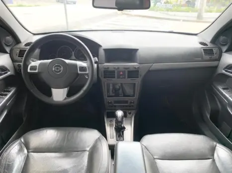 VECTRA SEDAN - 2.0 MPFI ELITE 8V 4P AUTOMÁTICO