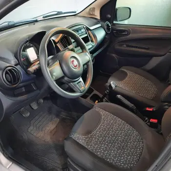 FIAT UNO ATTRACTIVE 1.0