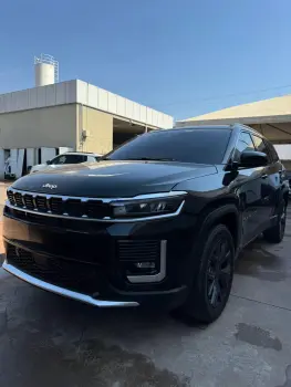 JEEP COMMANDER 1.3 T270 Turbo Longitude 4 portas