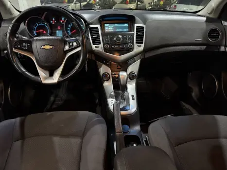 CRUZE 1.8 LT 16V FLEX 4P MANUAL