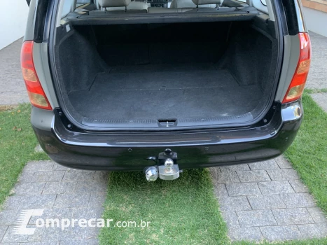 Corolla Fielder SW 1.8 XEi Automatico